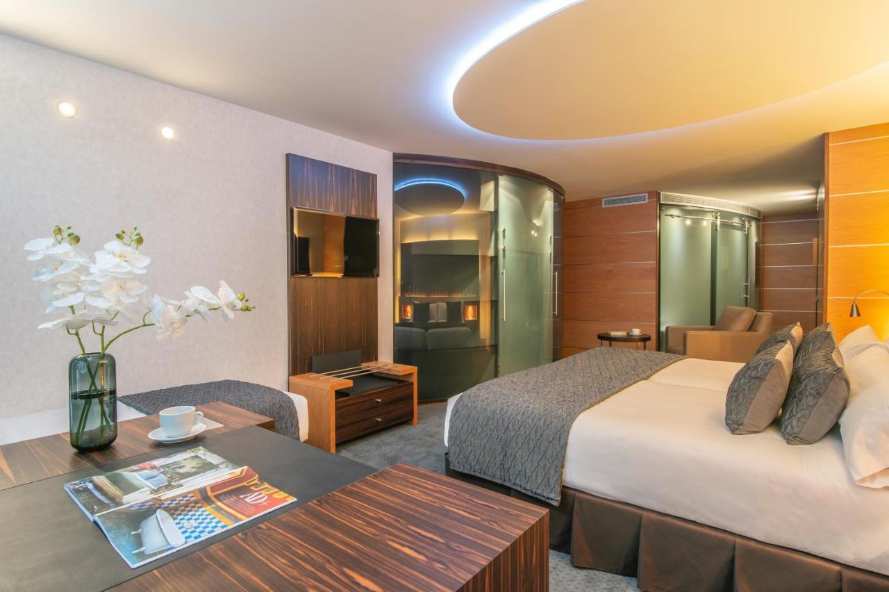 Hotel Starc By Pierre & Vacances Premium Andorra la Vella Exterior photo
